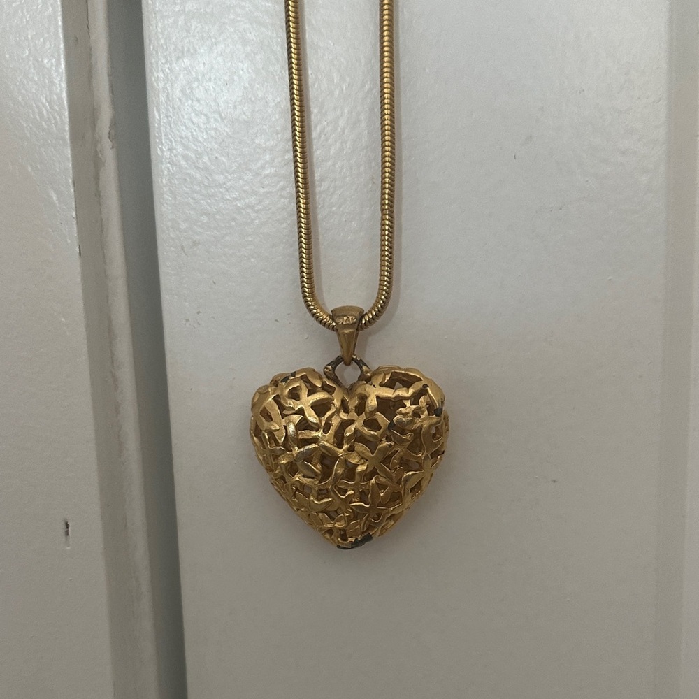 Intricate Gold Heart Necklace